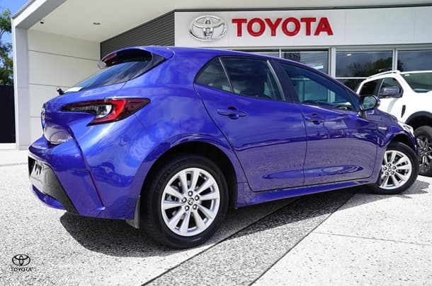 2023 Toyota Corolla Hatch Hybrid Ascent Sport image 6