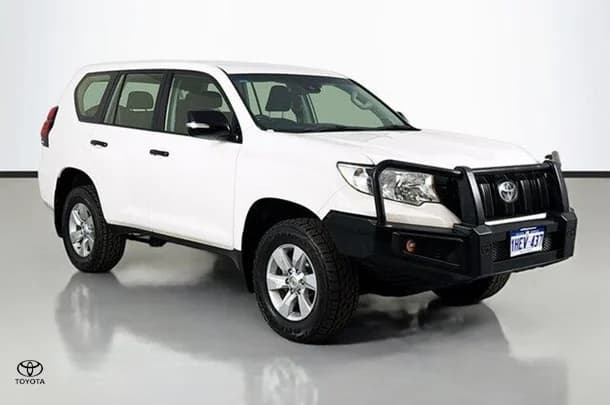2020 Toyota Prado GX image 1