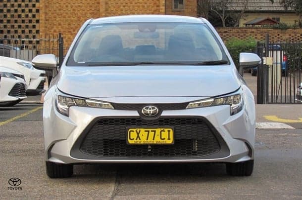 2020 Toyota Corolla Ascent Sport image 2