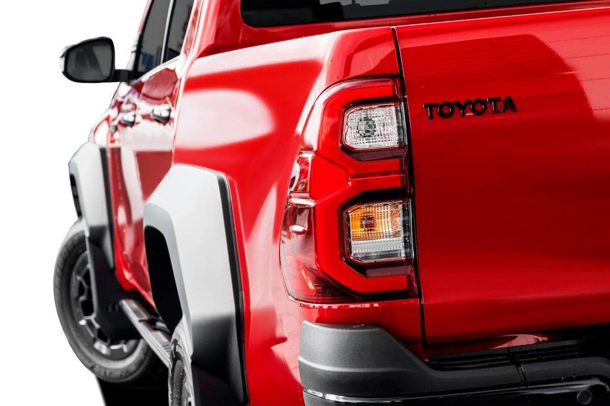 2024 Toyota Hilux GR Sport Auto 4x4 Double Cab image 21