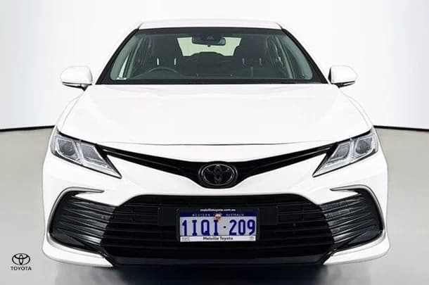 2023 Toyota Camry Ascent image 2