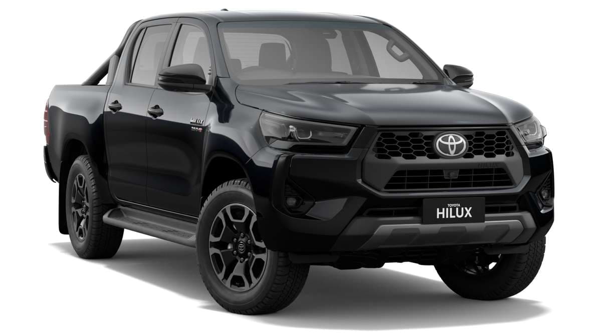 2024 Toyota Hilux 4x4 SR5 48V Double-Cab Pick-Up image 1