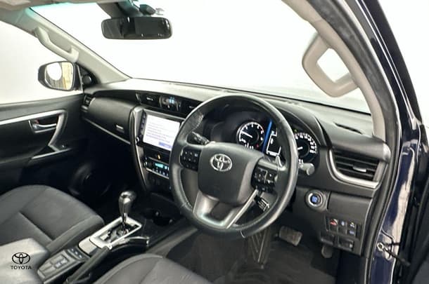2021 Toyota Fortuner GXL image 16