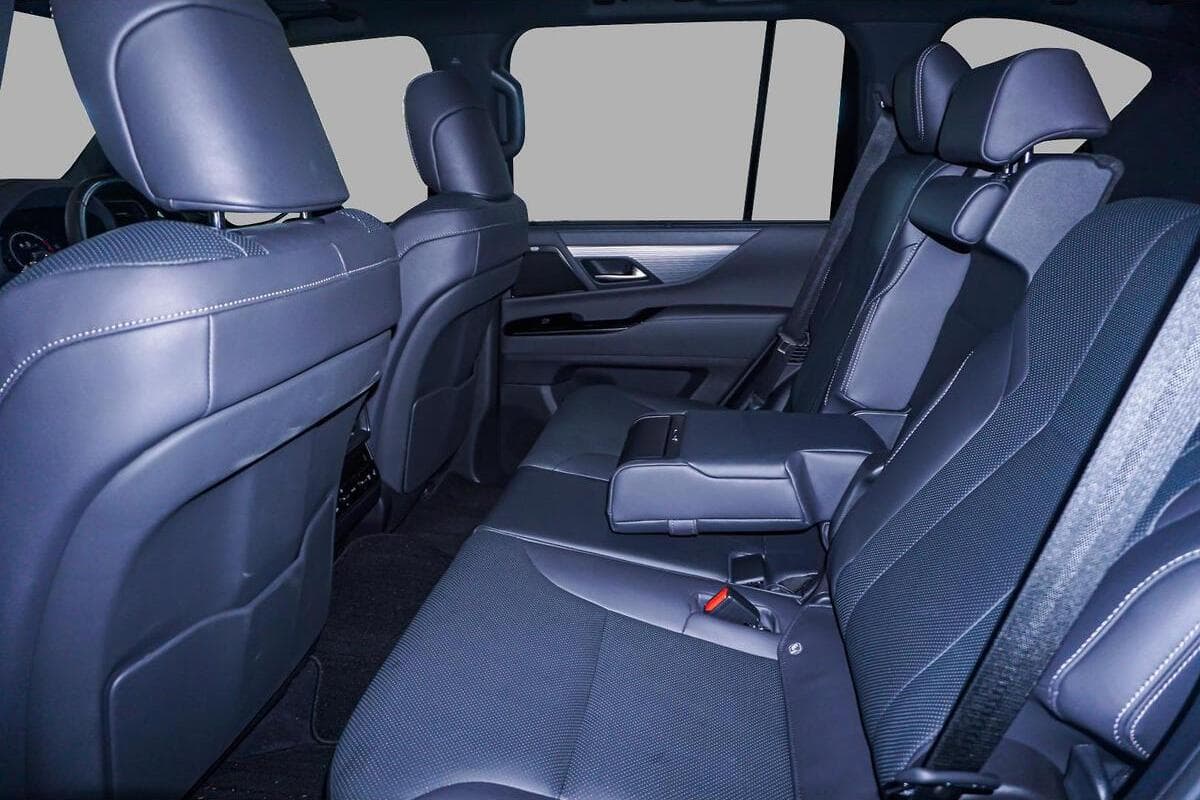 2025 Lexus LX LX500d F Sport Auto 4x4 image 9