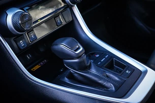 2024 Toyota RAV4 Hybrid XSE 2WD image 27