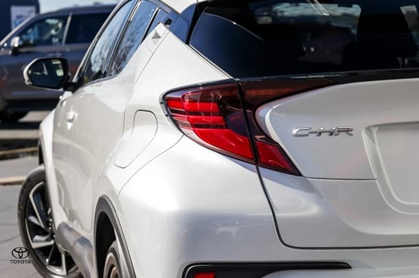 2022 Toyota C-HR Hybrid Koba 2WD image 20
