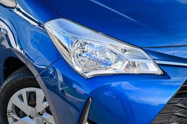 2018 Toyota Yaris ASCENT image 6