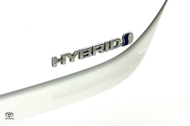 2023 Toyota Camry Hybrid Ascent image 33