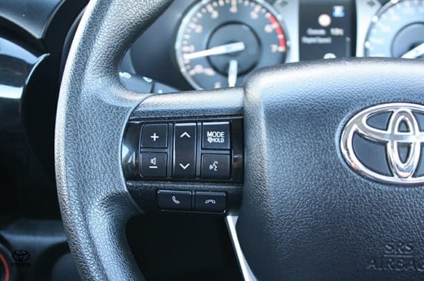 2022 Toyota Hilux Workmate image 19