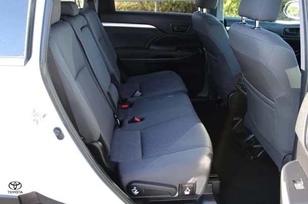 2019 Toyota Kluger 4x2 GX image 18