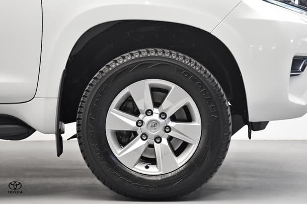 2020 Toyota Prado GXL image 22