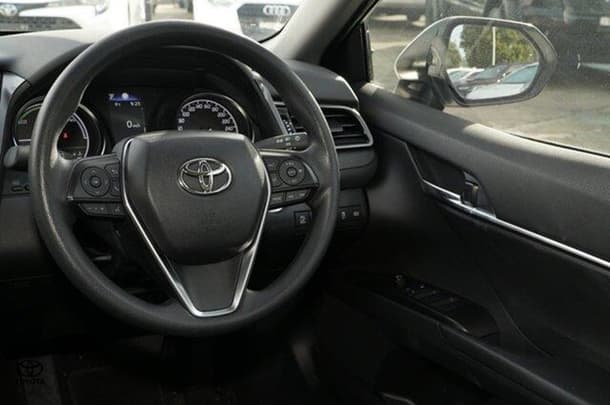 2022 Toyota Camry Hybrid Ascent image 6