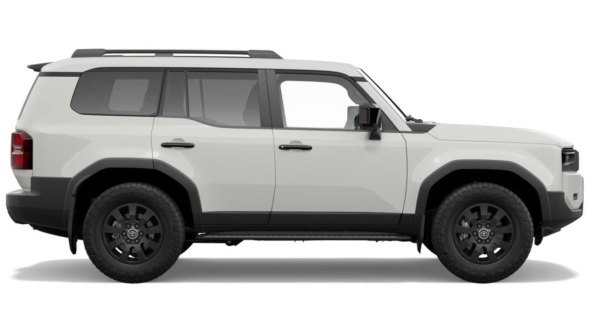 2025 Toyota Prado Altitude Turbo-diesel image 2