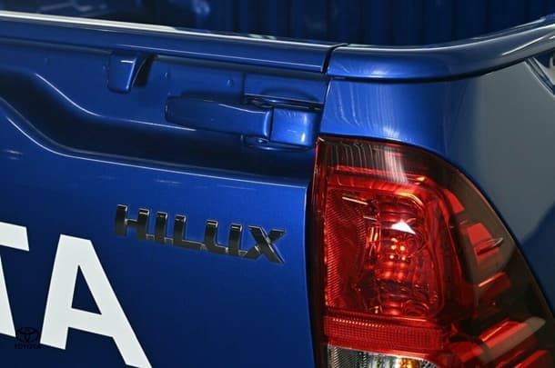 2023 Toyota Hilux SR image 21