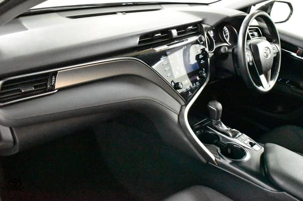 2019 Toyota Camry Hybrid Ascent Sport image 6