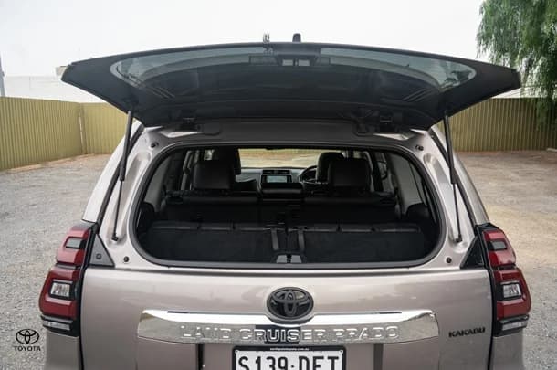 2022 Toyota PRADO Kakadu image 26
