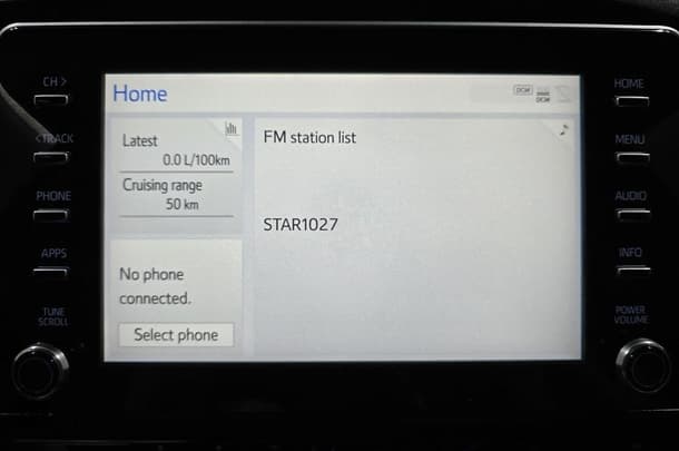 2023 Toyota Hilux SR image 22