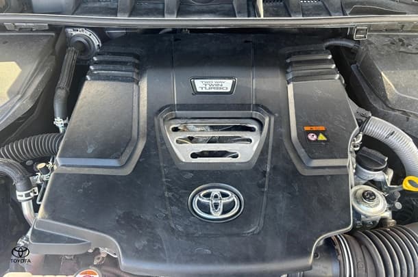 2022 Toyota Landcruiser Sahara image 33