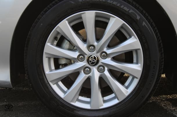 2020 Toyota Camry Hybrid Ascent image 11
