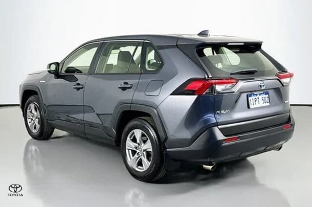 2023 Toyota Rav4 Hybrid GX image 6