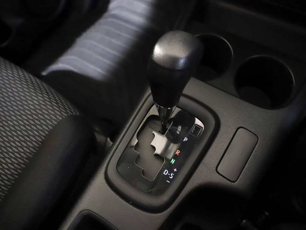 2022 Toyota Hilux Workmate image 14