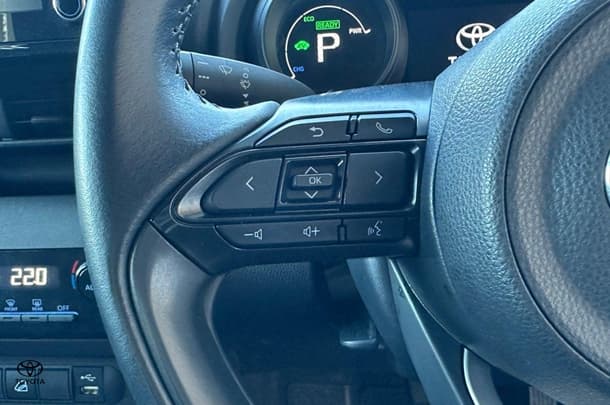 2022 Toyota Yaris Cross Hybrid GX image 19