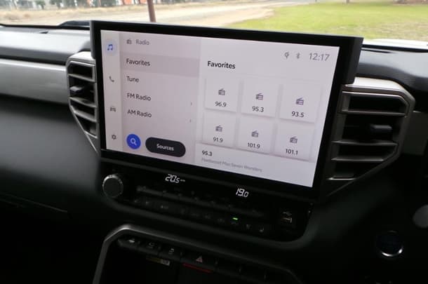2024 Toyota Tundra Limited image 14