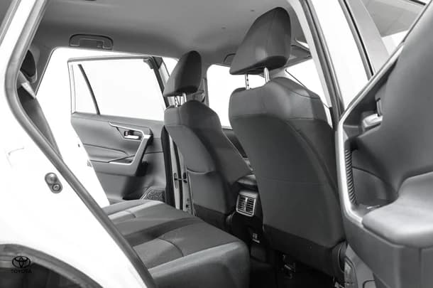 2020 Toyota RAV4 GXL-2WD image 14