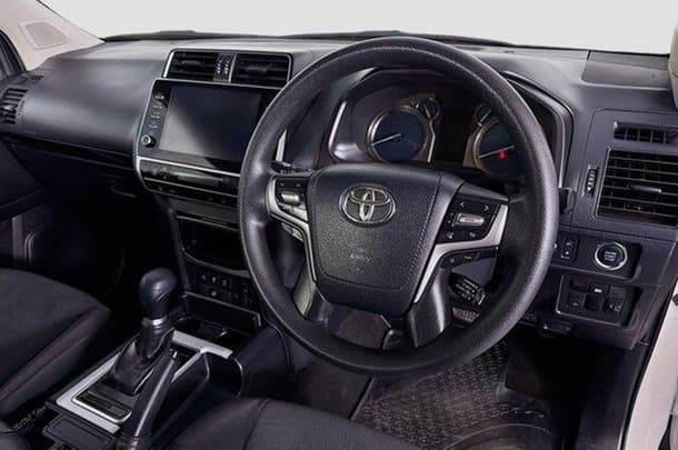2020 Toyota Prado GX image 14