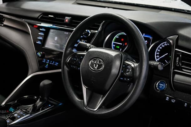 2020 Toyota Camry Hybrid Ascent image 15