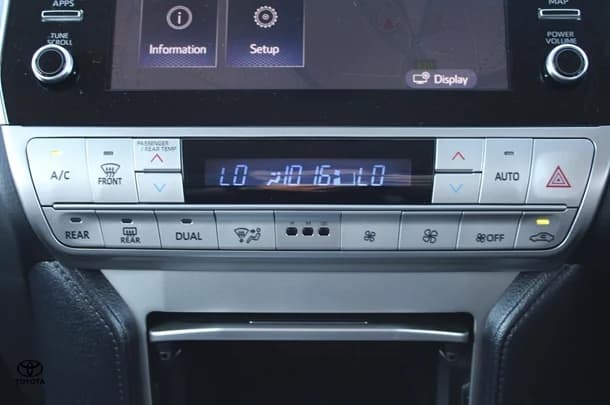 2022 Toyota Prado GXL image 26