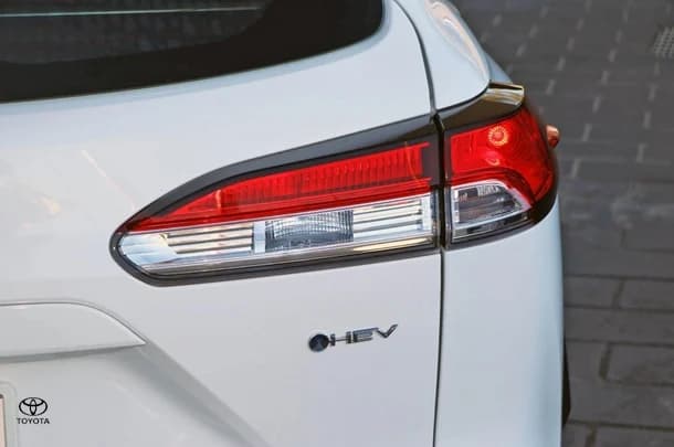 2024 Toyota Corolla Cross Hybrid GX image 23