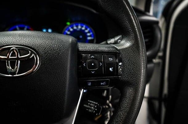 2019 Toyota Hilux 4x4 SR image 20