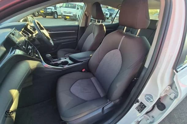 2021 Toyota Camry Hybrid Ascent image 23