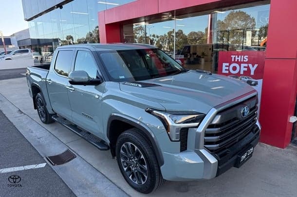 2024 Toyota Tundra Limited image 4