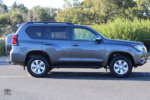 2022 Toyota Prado GXL image 7