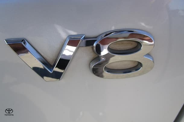 2020 Toyota Landcruiser GXL image 28