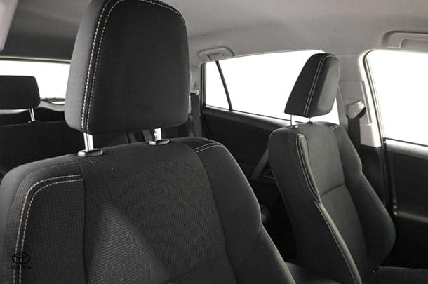 2018 Toyota RAV4 GXL AWD image 18