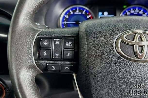 2020 Toyota Hilux Workmate image 15