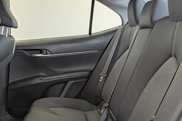 2019 Toyota Camry Ascent image 34