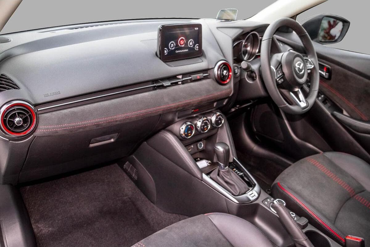 2025 Mazda 2 G15 GT DL Series Auto image 7