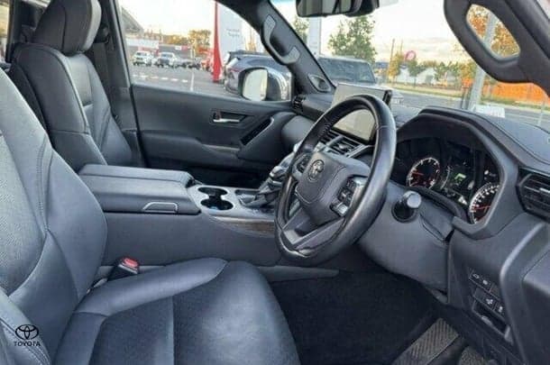 2022 Toyota Landcruiser Sahara image 12