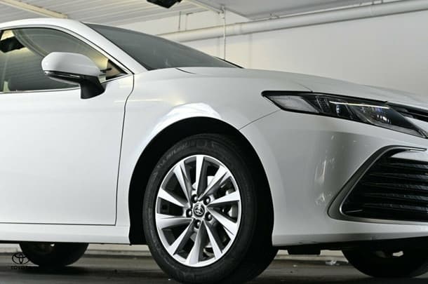 2023 Toyota Camry Ascent image 7