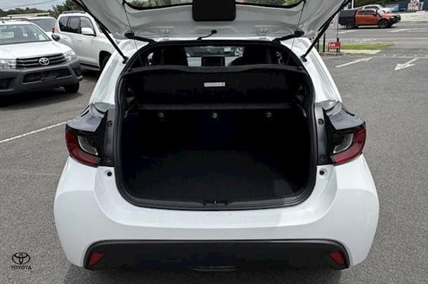 2023 Toyota Yaris Hatch Ascent Sport image 19