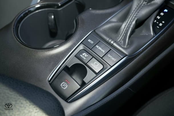 2021 Toyota Camry Hybrid Ascent Sport image 19