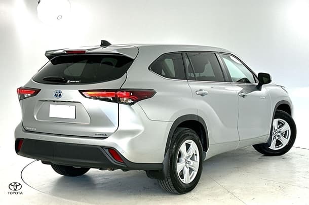 2024 Toyota Kluger Hybrid GX AWD image 9