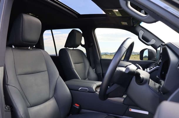 2022 Toyota Landcruiser VX image 20