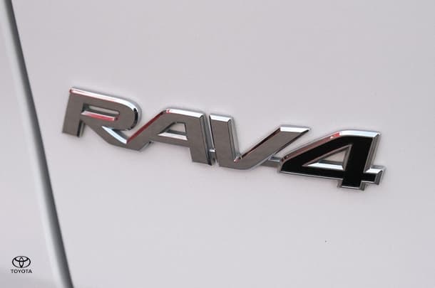 2022 Toyota RAV4 GX-2WD image 21