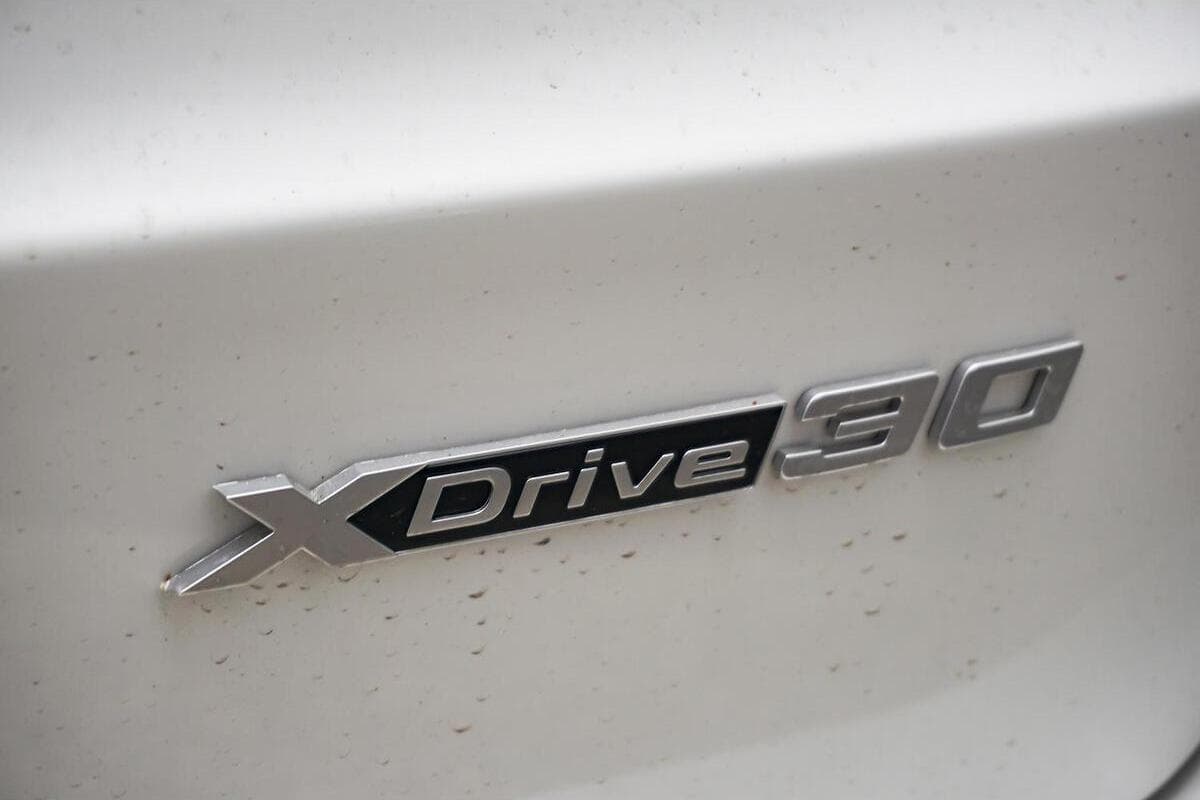 2025 BMW iX1 xDrive30 xLine U11 Auto AWD image 8