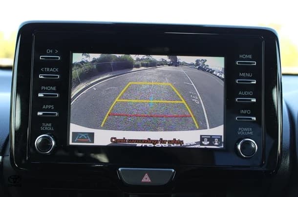 2023 Toyota Yaris Ascent Sport image 4